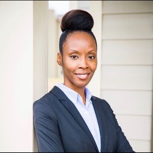 Meet your Posher, Deborah